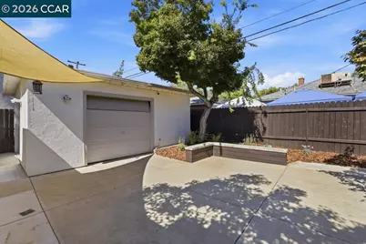 3561 Sophia Way, Sacramento, CA 95820 - Photo 41