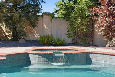 1381 Citadelle St, Tracy, CA 95304 - Photo 51