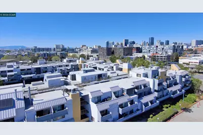 1 Embarcadero #354, Oakland, CA 94607 - Photo 3