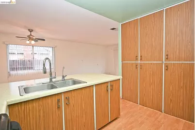 854 Finch Way, Fairfield, CA 94533 - Photo 17