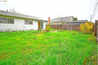 854 Finch Way, Fairfield, CA 94533 - Photo 9