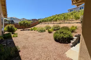 1813 Holsteiner Dr, Fairfield, CA 94534 - Photo 25