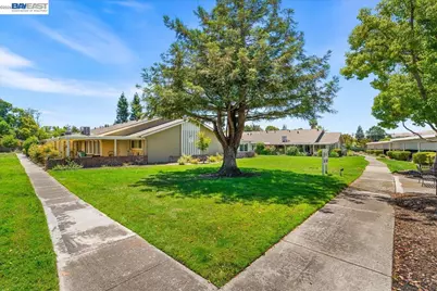 9076 Craydon Cir, San Ramon, CA 94583 - Photo 23
