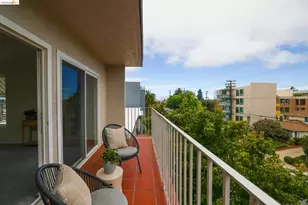 695 Mariposa Ave, Oakland, CA 94610 - Photo 19