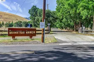 8201 Highland Rd, Livermore, CA 94551 - Photo 23