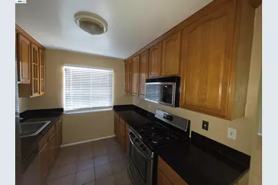 709 Pope Dr, Vallejo, CA 94591 - Photo 17
