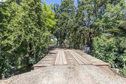 3515 Kellogg Creek Rd, Byron, CA 94514 - Photo 1