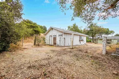 26027 Clover Rd, Fairview, CA 94542 - Photo 49