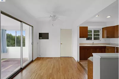 26027 Clover Rd, Fairview, CA 94542 - Photo 19