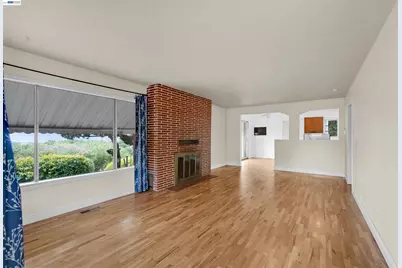 26027 Clover Rd, Fairview, CA 94542 - Photo 13