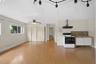 26027 Clover Rd, Fairview, CA 94542 - Photo 37