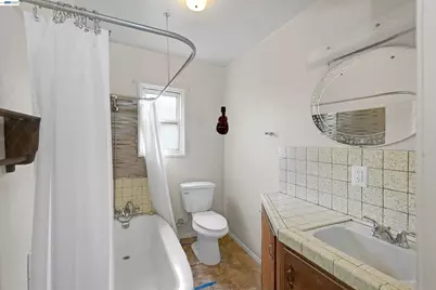 26027 Clover Rd, Fairview, CA 94542 - Photo 31