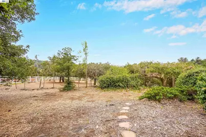 26027 Clover Rd, Fairview, CA 94542 - Photo 45