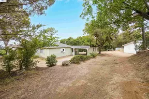 26027 Clover Rd, Fairview, CA 94542 - Photo 7