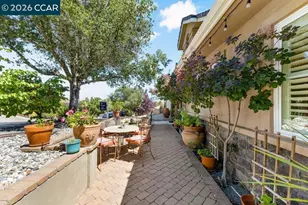 11183 Brittany Ln, Dublin, CA 94568 - Photo 5
