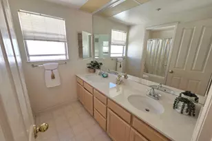 30330 Meridien Cir, Union City, CA 94587 - Photo 17