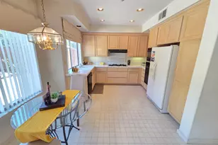 30330 Meridien Cir, Union City, CA 94587 - Photo 7