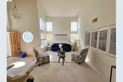 30330 Meridien Cir, Union City, CA 94587 - Photo 5