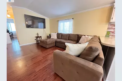 747 Lewelling Blvd. #50, San Leandro, CA 94578 - Photo 9