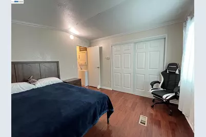747 Lewelling Blvd. #50, San Leandro, CA 94578 - Photo 13