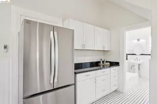 2230 23rd Ave, Oakland, CA 94606 - Photo 19