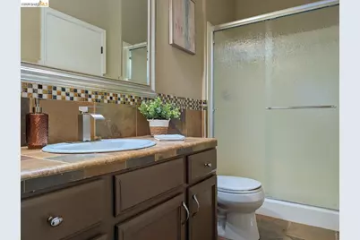 429 Cork Harbour Cir #APT G, Redwood City, CA 94065 - Photo 17