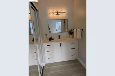 429 Cork Harbour Cir #APT G, Redwood City, CA 94065 - Photo 13