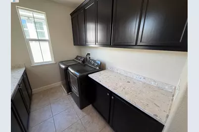 1695 Terracina Dr, Dublin, CA 94568 - Photo 15