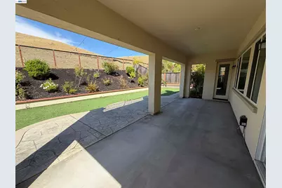 1695 Terracina Dr, Dublin, CA 94568 - Photo 21