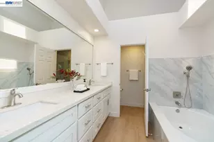 8591 Via Mallorca, San Diego, CA 92037 - Photo 31