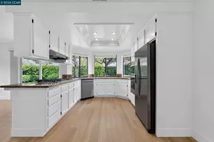40 St Tropez Ct, Danville, CA 94506 - Photo 13