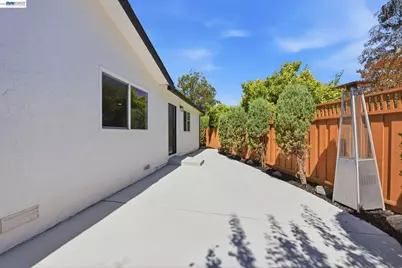 965 Collins Court, Hayward, CA 94544 - Photo 59