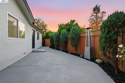 965 Collins Court, Hayward, CA 94544 - Photo 5