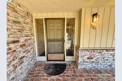 2164 Lakeview Dr, San Leandro, CA 94577 - Photo 5