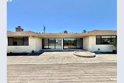 2164 Lakeview Dr, San Leandro, CA 94577 - Photo 63
