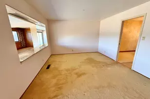 2164 Lakeview Dr, San Leandro, CA 94577 - Photo 29