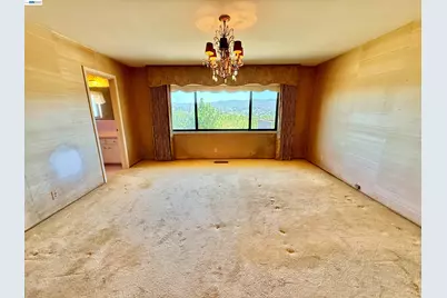 2164 Lakeview Dr, San Leandro, CA 94577 - Photo 47