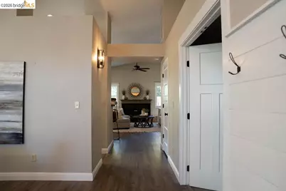 3894 Mission Ct, Oakley, CA 94561 - Photo 3