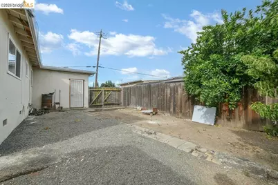 901 Carpino Ave, Pittsburg, CA 94565 - Photo 29