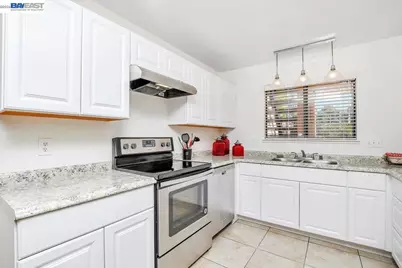 2280 Renwick Ln, Antioch, CA 94509 - Photo 13