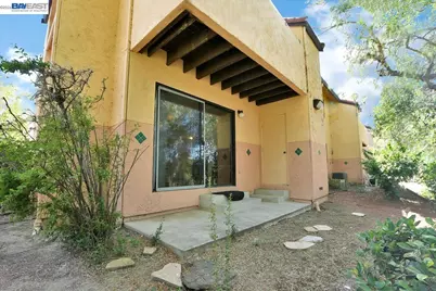 2280 Renwick Ln, Antioch, CA 94509 - Photo 23