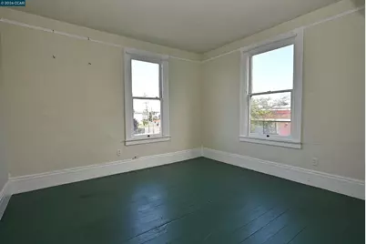 979 Grace Ave, Oakland, CA 94608 - Photo 17