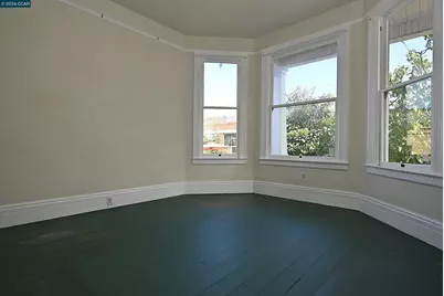 979 Grace Ave, Oakland, CA 94608 - Photo 13