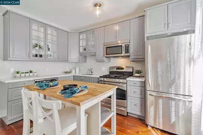 4395 Piedmont Ave #P208, Oakland, CA 94611 - Photo 9