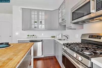 4395 Piedmont Ave #P208, Oakland, CA 94611 - Photo 7