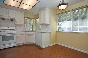 6670 Edgewood Way, Castro Valley, CA 94552 - Photo 17