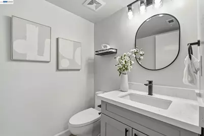 4246 Solar Cir, Union City, CA 94587 - Photo 15