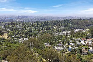 2245 Pelham Pl, Oakland, CA 94611 - Photo 5