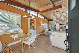 2245 Pelham Pl, Oakland, CA 94611 - Photo 17