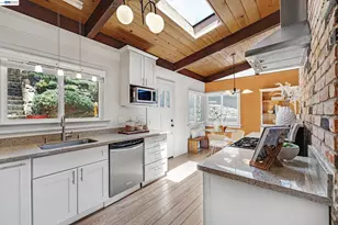 2245 Pelham Pl, Oakland, CA 94611 - Photo 15